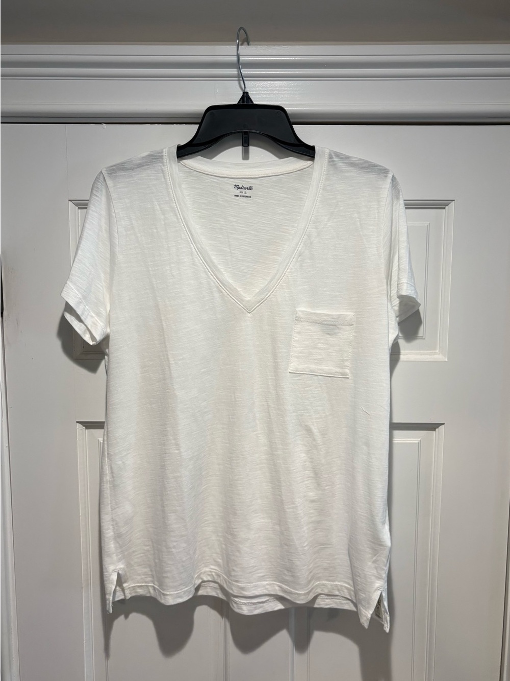 NWT Madewell Women’s Large White V-Neck Pocket Tee -Short Sleeve - Picture 2 of 12